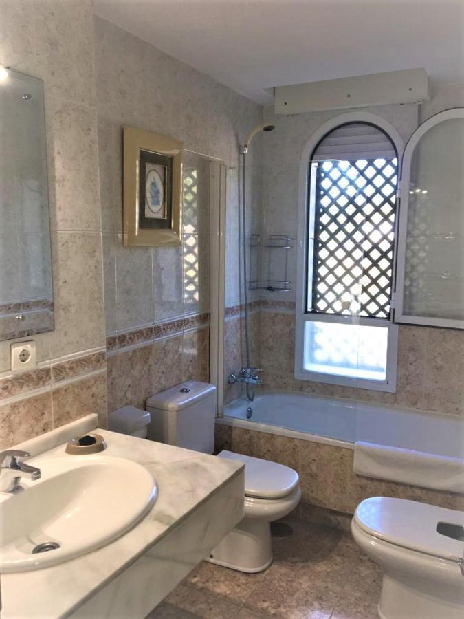 Piso A 10 Minutos Andando De Puerto Banús. Apartamento *